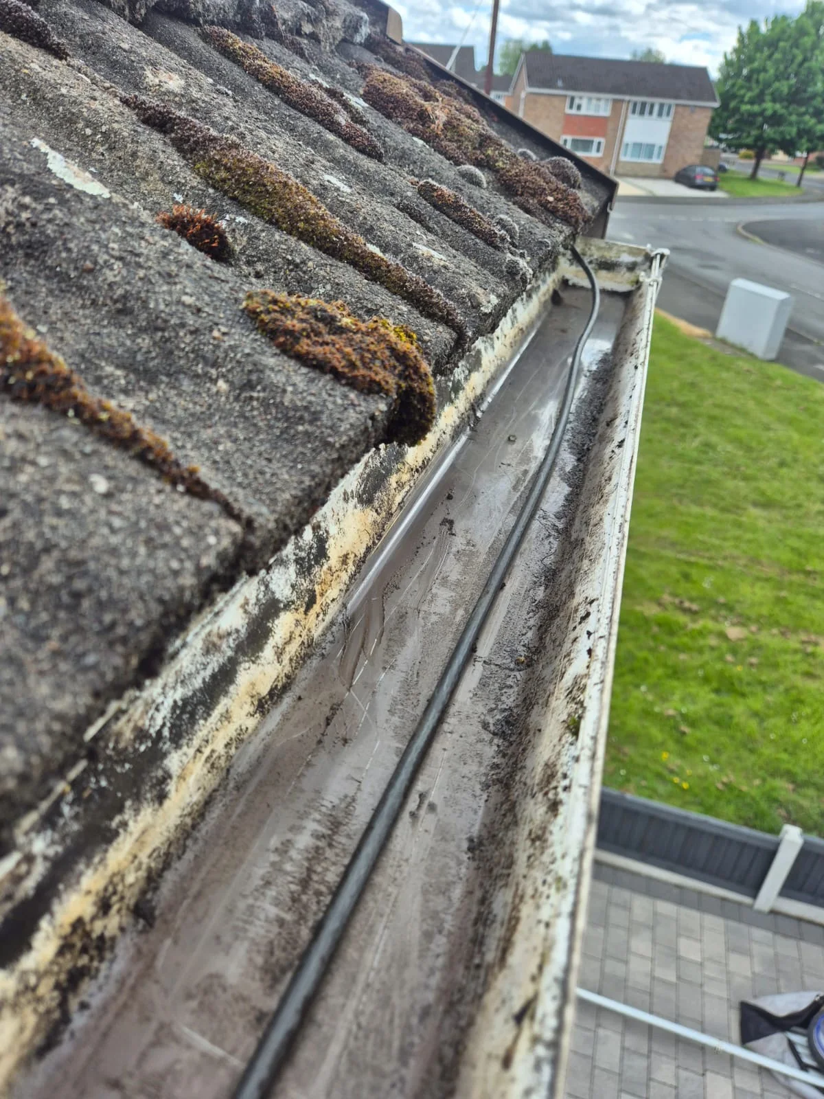 After — Gutter clearing